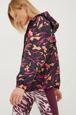 Γυναικεία Κοντά μπουφάν Αντιανεμικό Puma μαύρο -Puma Κατάστημα unnamed file 1637