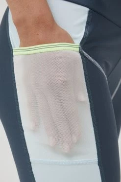 Γυναικεία Σορτς τρεξίματος Puma Maraton 6 χρώμα: τιρκουάζ -Puma Κατάστημα unnamed file 2788