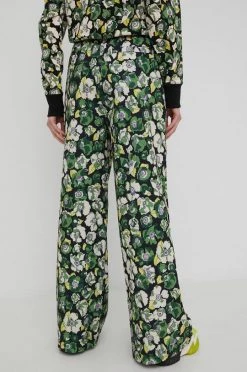 Γυναικεία Υφασμάτινα Παντελόνι Puma Puma X Liberty χρώμα: πράσινο -Puma Κατάστημα unnamed file 3336