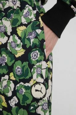 Γυναικεία Υφασμάτινα Παντελόνι Puma Puma X Liberty χρώμα: πράσινο -Puma Κατάστημα unnamed file 3337