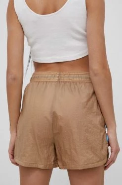 Γυναικεία Σορτς Puma χρώμα: καφέ, -Puma Κατάστημα unnamed file 3355